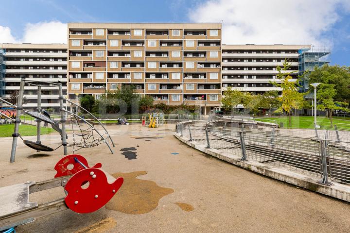 3 double bedroom apartment with balcony and inclusive of heating and hot water Collier Street, Angel / Kings Cross